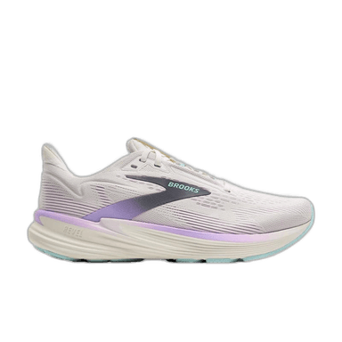 Brooks Revel 8