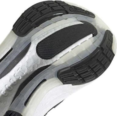 Adidas UltraBoost Light Herre - core black core black crystal white