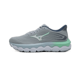 pearl blue white hint of mint