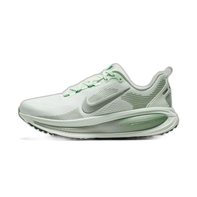 Nike Vomero 18