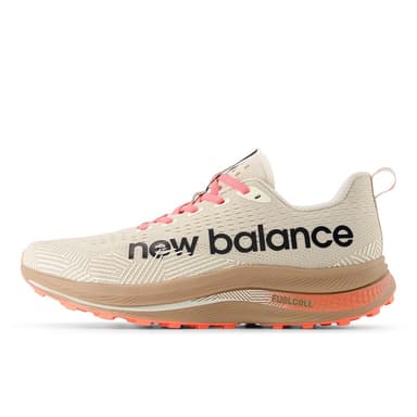 New Balance FuelCell SuperComp Trail Joggesko Men - beige rosa